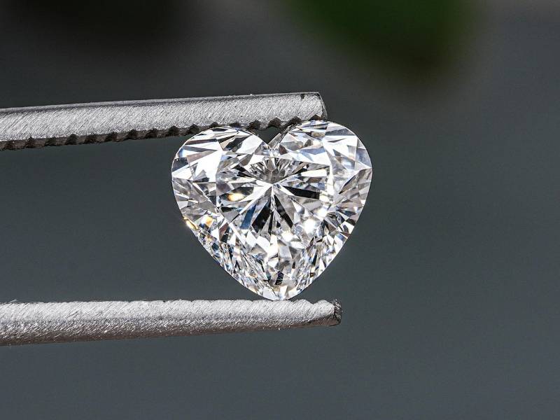 Gadai Berlian di Jakarta dengan Taksiran Profesional