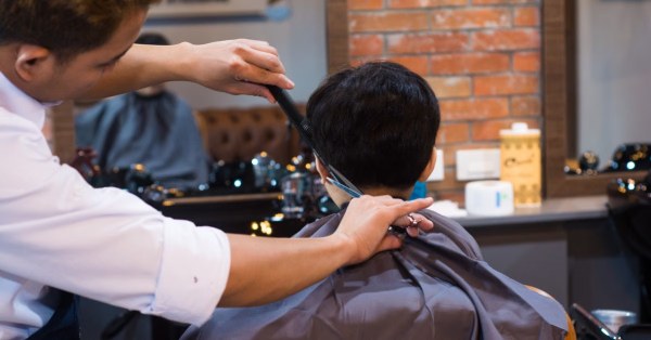 Rekomendasi Barbershop Cipete untuk Gaya Rambut Fade yang Presisi